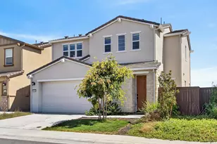 1025 Sierra Morena Wy, Roseville, CA 95747 - Photo 2