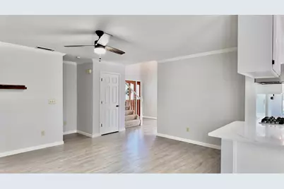102 Davis Court, Roseville, CA 95678 - Photo 6