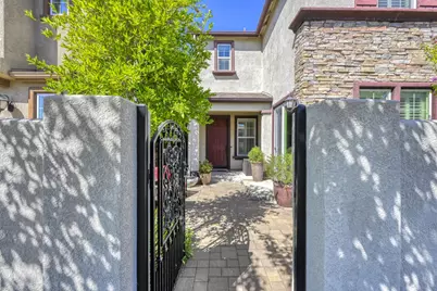 3041 Village Center Drive, Roseville, CA 95747 - Photo 2