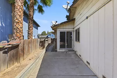 2322 Chapel Hill Circle, Stockton, CA 95209 - Photo 34