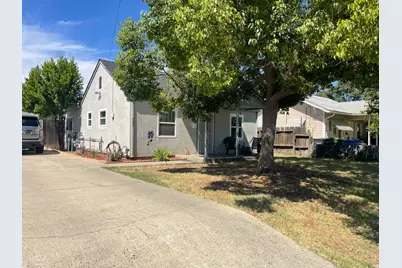 703 Flower Street, Turlock, CA 95380 - Photo 2