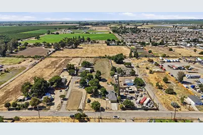 560 Cone Avenue, Merced, CA 95341 - Photo 22