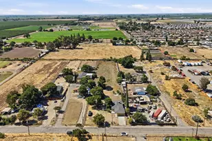 560 Cone Ave, Merced, CA 95341 - Photo 22
