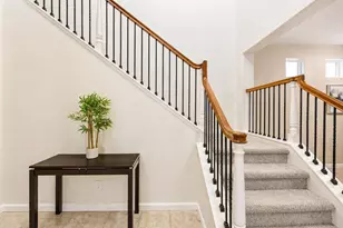 180 W Erics Way, Mountain House, CA 95391 - Photo 8