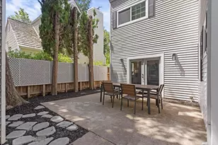 41 Heritage Wood Cir, Sacramento, CA 95831 - Photo 46