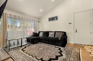 2229 Woodside Ln, Sacramento, CA 95825 - Photo 12