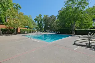 2229 Woodside Ln, Sacramento, CA 95825 - Photo 26