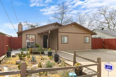 724 Santa Ana Avenue, Sacramento, CA 95838 - Photo 2