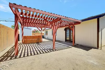 729 E 17th Street, Marysville, CA 95901 - Photo 34