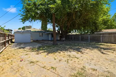 6807 N Cottage Street, Winton, CA 95388 - Photo 34