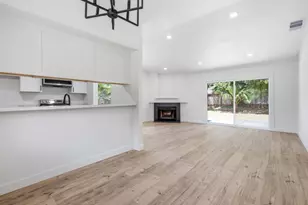 14 Cache River Cir, Sacramento, CA 95831 - Photo 10