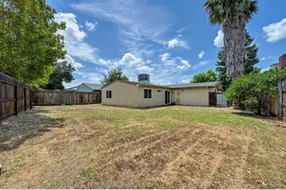 9 Thatcher Circle, Sacramento, CA 95823 - Photo 22