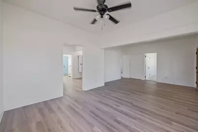 2640 S 11th Street, Fresno, CA 93725 - Photo 10