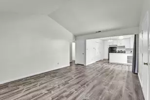8748 Woodman Way, Sacramento, CA 95826 - Photo 28