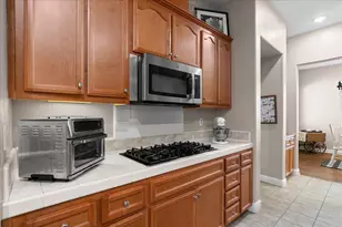 564 Old Bluff Ct, Oakdale, CA 95361 - Photo 16