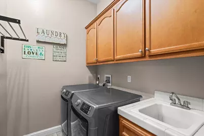 564 Old Bluff Court, Oakdale, CA 95361 - Photo 14