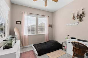 564 Old Bluff Ct, Oakdale, CA 95361 - Photo 40