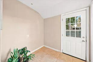 726 Rosalind Ave, Yuba City, CA 95991 - Photo 16