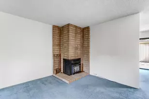 1061 Commons Dr, Sacramento, CA 95825 - Photo 6