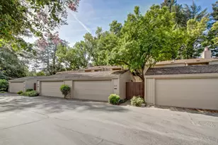 1061 Commons Dr, Sacramento, CA 95825 - Photo 26
