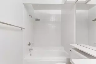1061 Commons Dr, Sacramento, CA 95825 - Photo 20