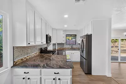 1166 Trailwood Avenue, Manteca, CA 95336 - Photo 32