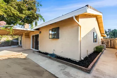 1166 Trailwood Avenue, Manteca, CA 95336 - Photo 16