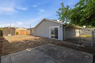 1947 Glenmore Dr, Olivehurst, CA 95961 - Photo 40
