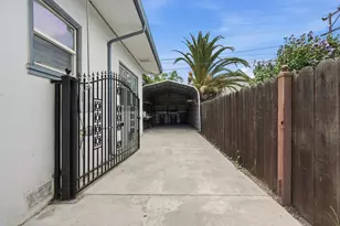 1061 W Willow, Stockton, CA 95203 - Photo 22