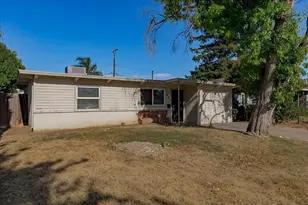 5441 71st St, Sacramento, CA 95820 - Photo 1