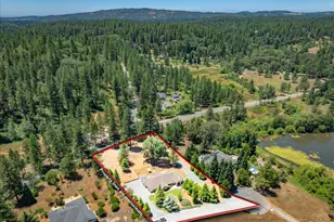 15570 Bella Sera Ct, Grass Valley, CA 95945 - Photo 2