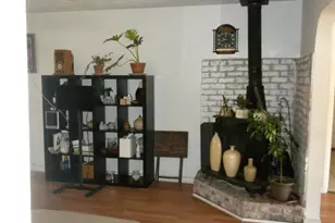 1016 Frienza Ave, Sacramento, CA 95815 - Photo 2