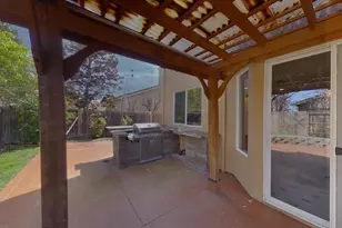 1692 Woodhaven Cir, Roseville, CA 95747 - Photo 10