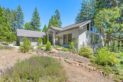 928 Bear Run, Arnold, CA 95223 - Photo 2