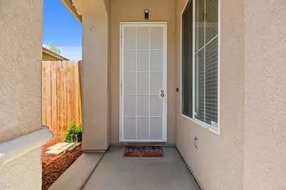 2637 Corral Way, Riverbank, CA 95367 - Photo 4