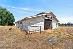 17500 E Collier Rd, Acampo, CA 95220 - Photo 48