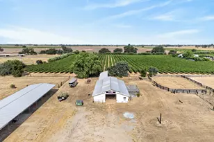17500 E Collier Rd, Acampo, CA 95220 - Photo 54