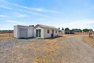 17500 E Collier Rd, Acampo, CA 95220 - Photo 36
