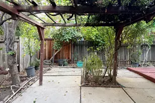 9184 Cerrolinda Cir, Elk Grove, CA 95758 - Photo 34