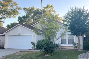 9184 Cerrolinda Cir, Elk Grove, CA 95758 - Photo 2