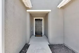 524 San Carlos Ave, Madera, CA 93637 - Photo 4