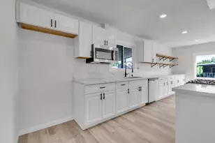Hobbs Ln, Sacramento, CA 95842 - Photo 12