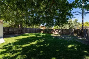 2243 Fernley Ave, Sacramento, CA 95815 - Photo 22