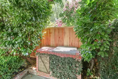 1810 4th Avenue, Sacramento, CA 95818 - Photo 40