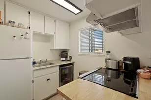 445 Almond Dr, Lodi, CA 95240 - Photo 8