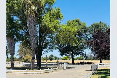 9086 Gerber Road, Sacramento, CA 95829 - Photo 10