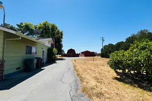9086 Gerber Rd, Sacramento, CA 95829 - Photo 12