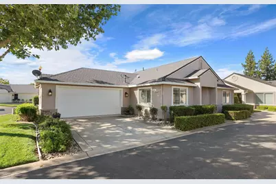 535 Village Drive, Galt, CA 95632 - Photo 2