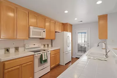 535 Village Drive, Galt, CA 95632 - Photo 10