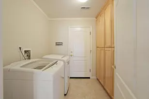 535 Village Dr, Galt, CA 95632 - Photo 32